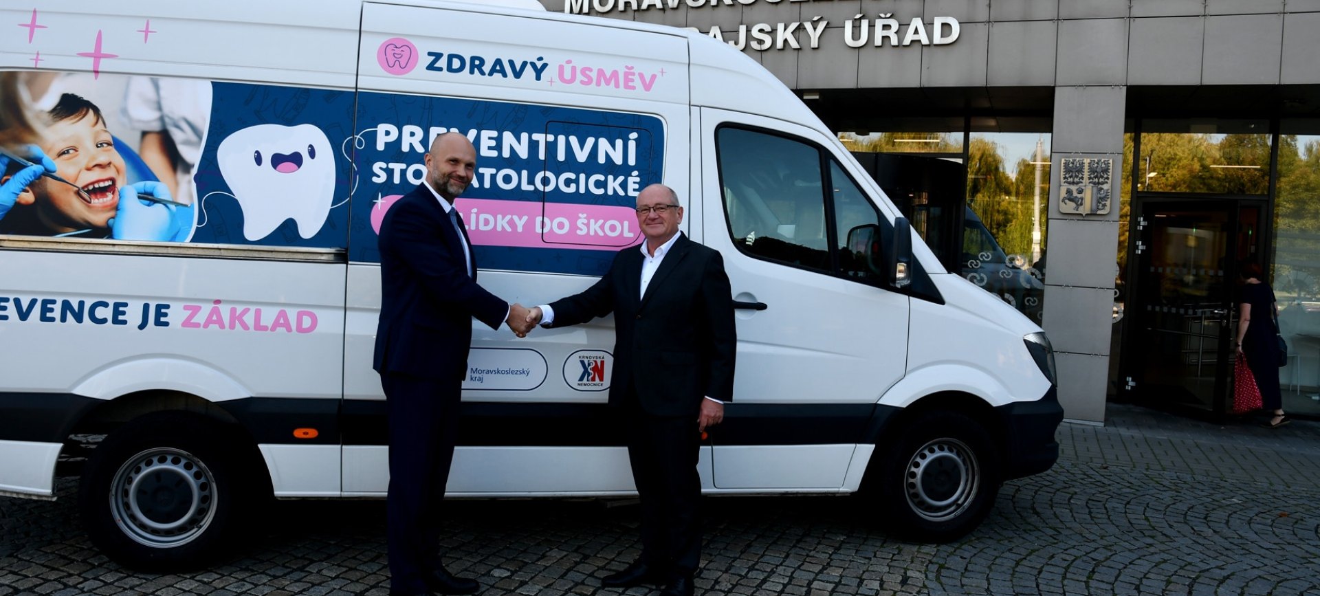 Dentobusem prošlo téměř 1000 dětí z deseti škol Moravskoslezského kraje