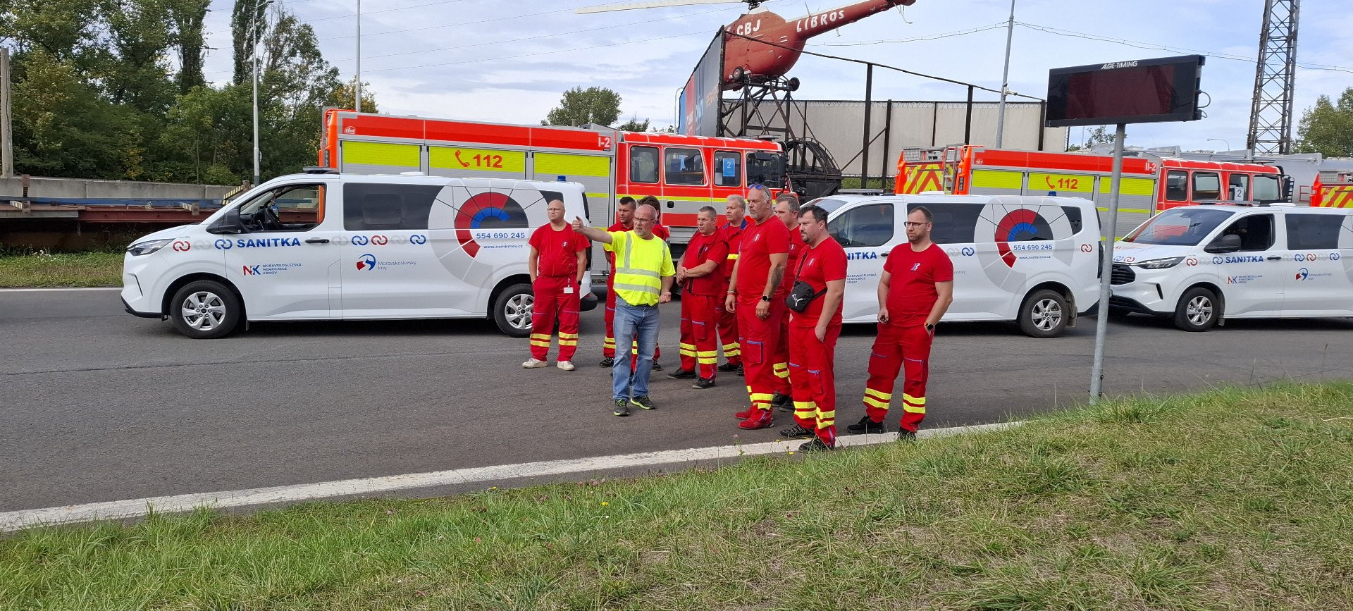 Řidiči sanitek z Bruntálu a Krnova absolvovali kurz bezpečné jízdy v Ostravě