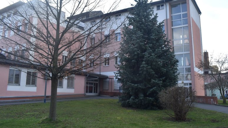 V krnovské nemocnici v těchto dnech začíná přestavba a rozšíření urgentního příjmu. Foto: František Kuba
