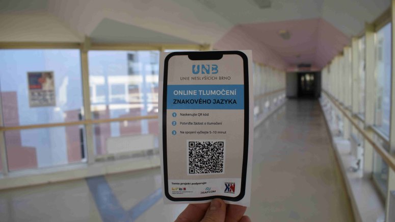 tlumočení do znakového jazyka