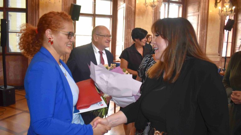 Cena Alice Masarykové